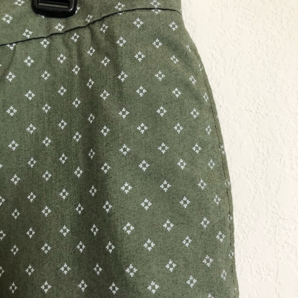 🌟Penguin green bermuda shorts - Picture 3 of 4